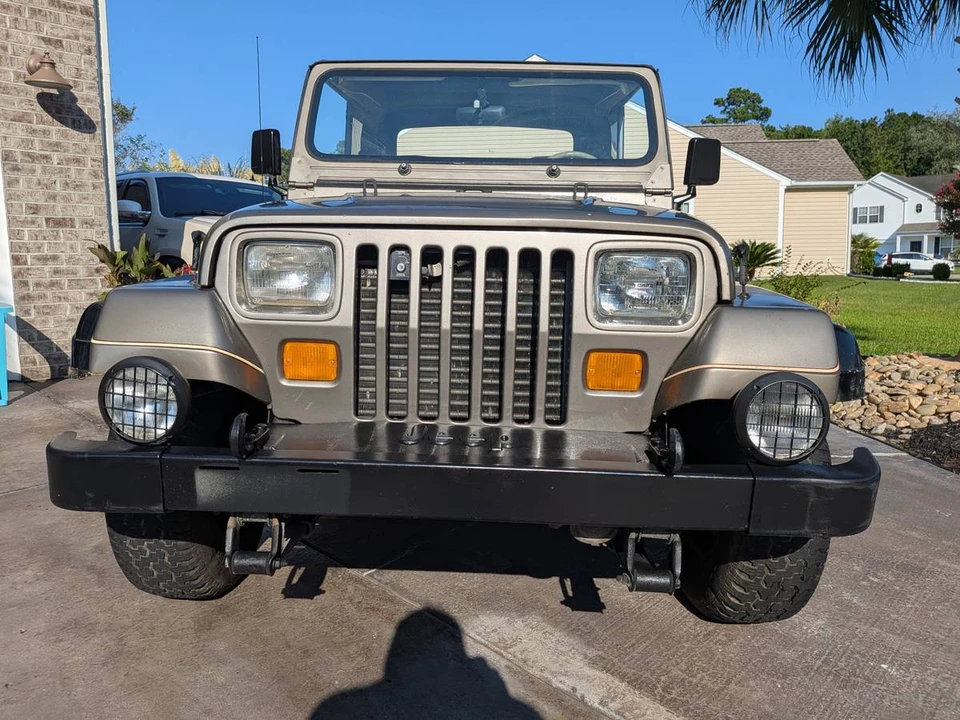 1989 Jeep YJ Wrangler - Image 10 of 16