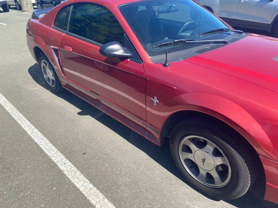 2000 Ford SN95 Mustang - Image 3 of 24
