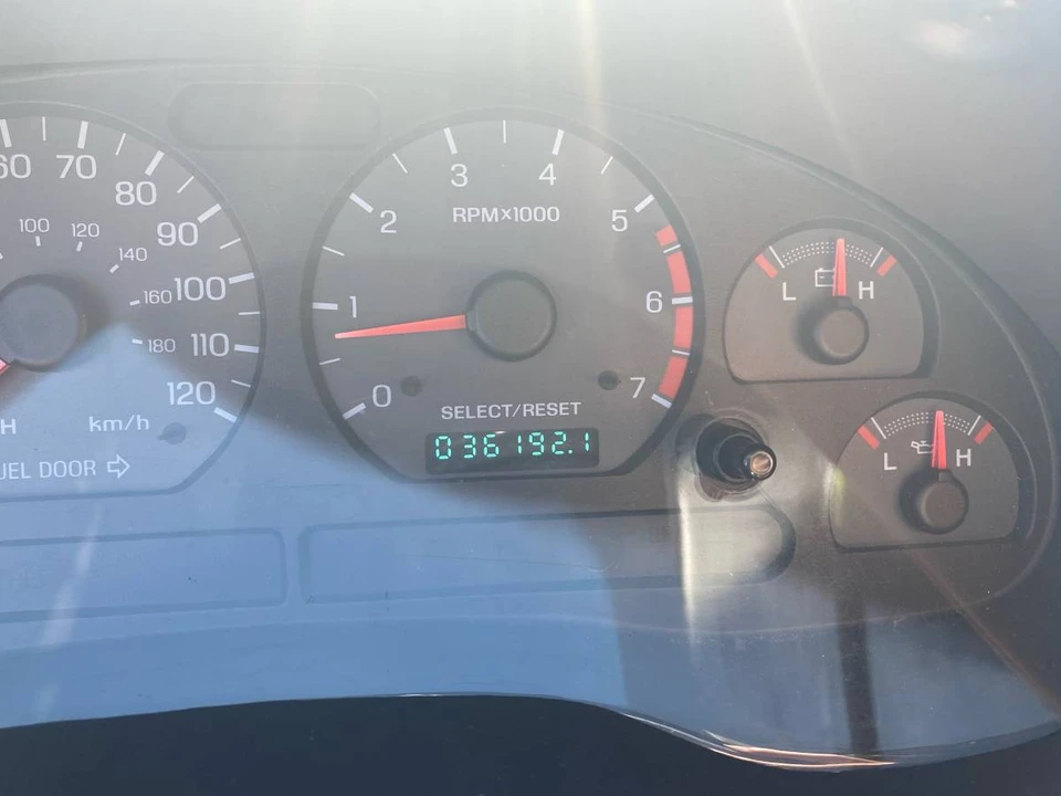 2000 Ford SN95 Mustang - Image 14 of 24