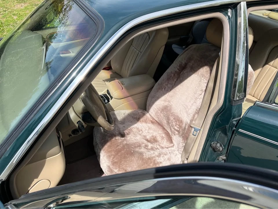 2002 Jaguar X308 XJ - Image 3 of 10