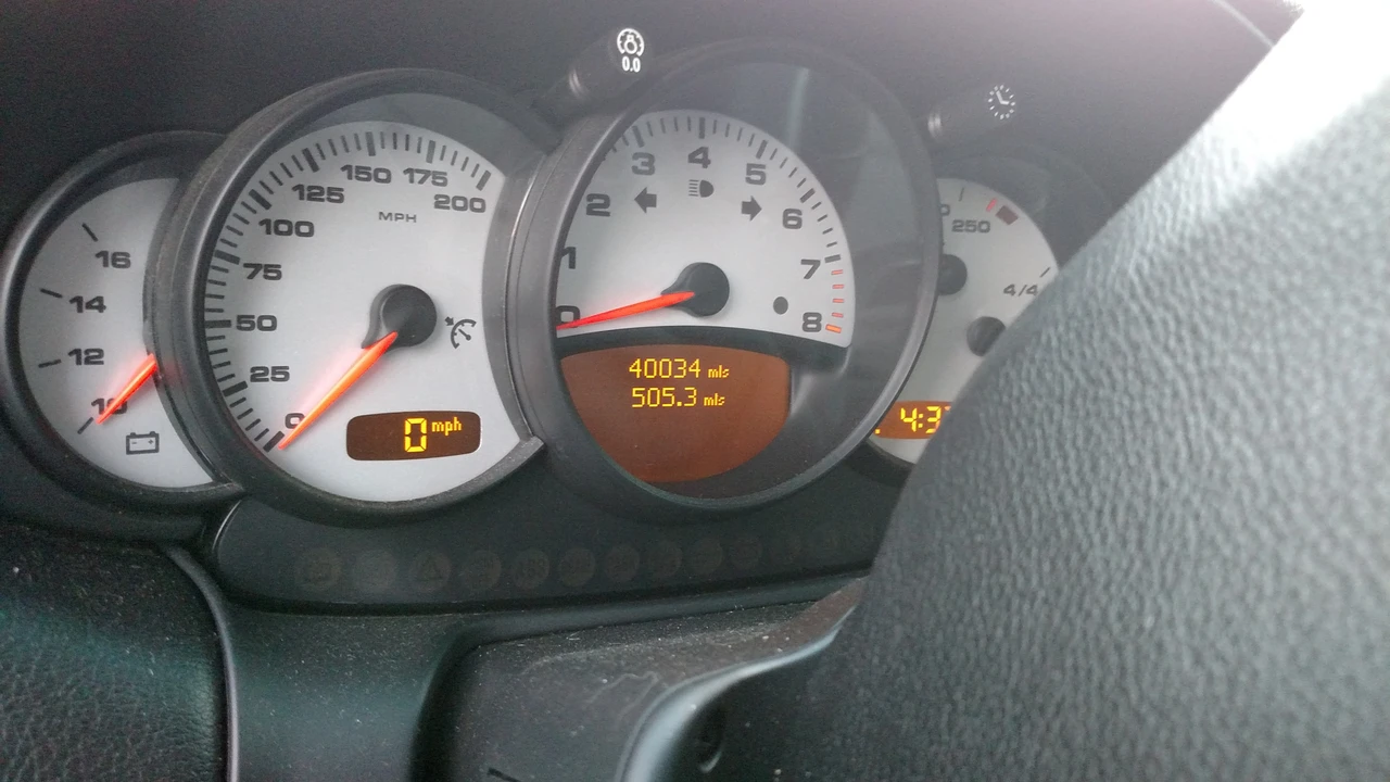 2003 Porsche 996 Carrera - Image 6 of 9
