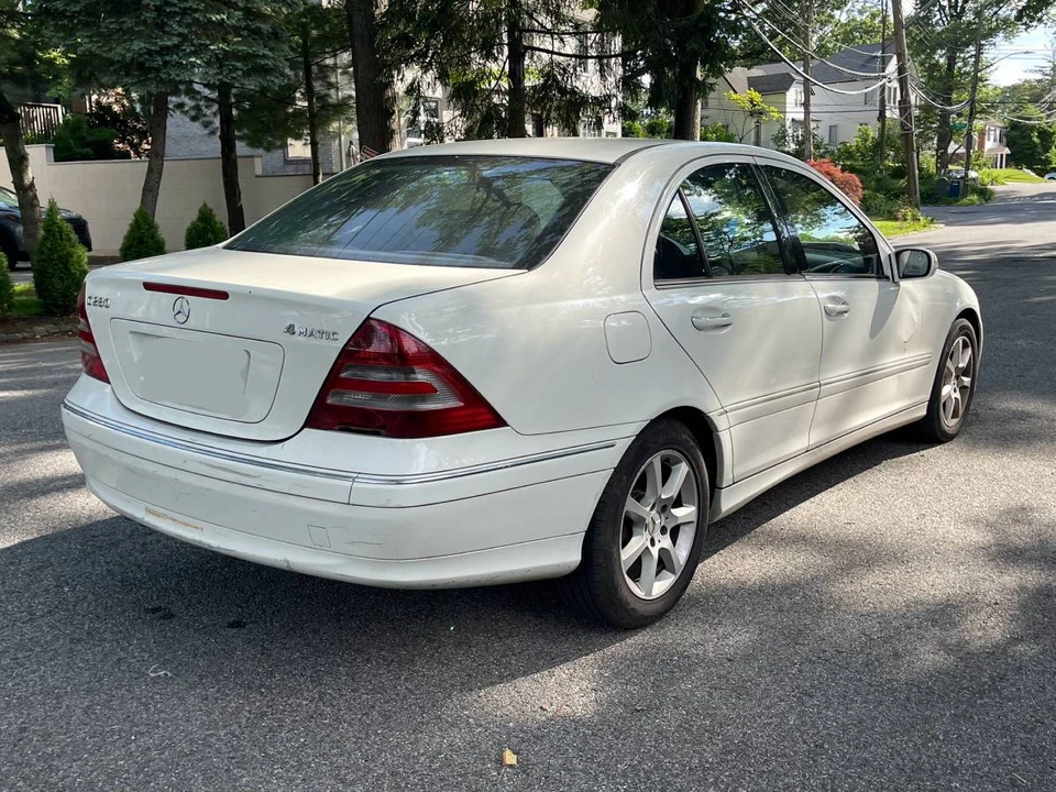 2007 Mercedes-Benz W203 C-Class - Image 5 of 24