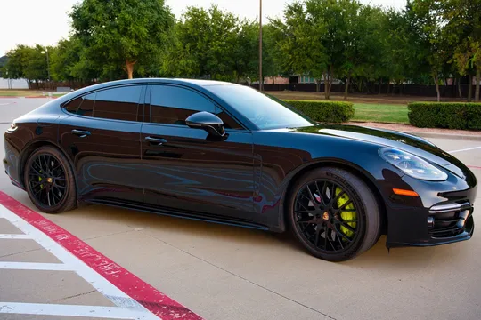 2019 Porsche Panamera Turbo S E-Hybrid