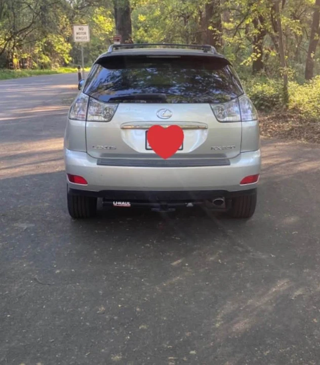 2004 Lexus RX 2nd Gen - Image 7 of 8
