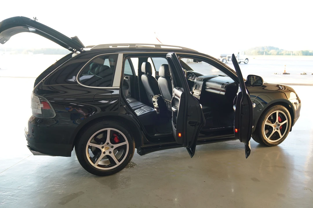 2006 Porsche 955/957 Cayenne Turbo - Image 6 of 13