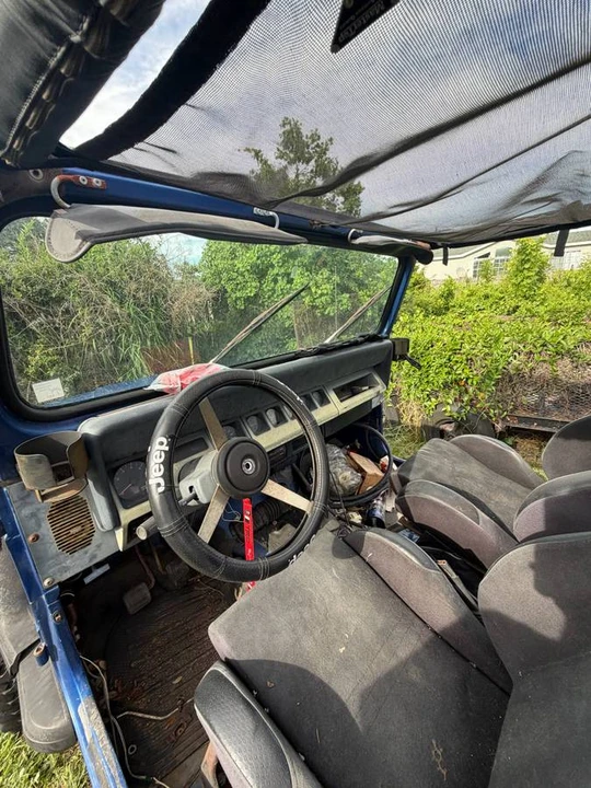1993 Jeep YJ Wrangler - Image 11 of 23