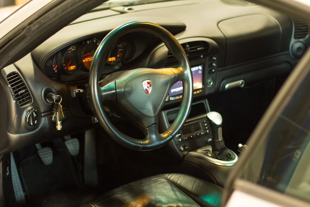 2002 Porsche 996 Turbo - Image 8 of 21