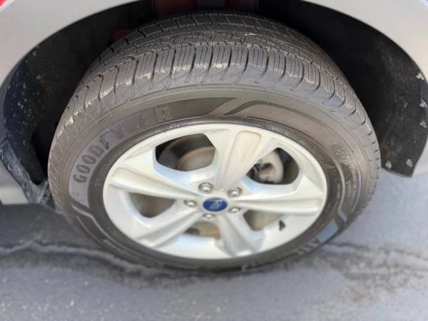 2014 Ford Escape - Image 13 of 31