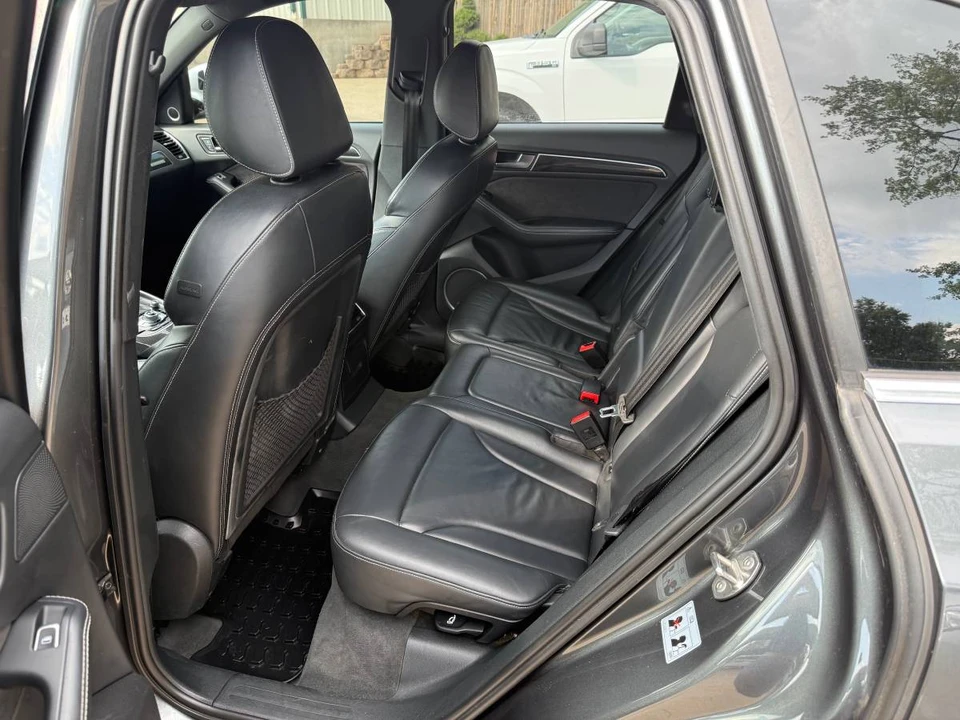 2016 Audi 8R SQ5 - Image 7 of 14