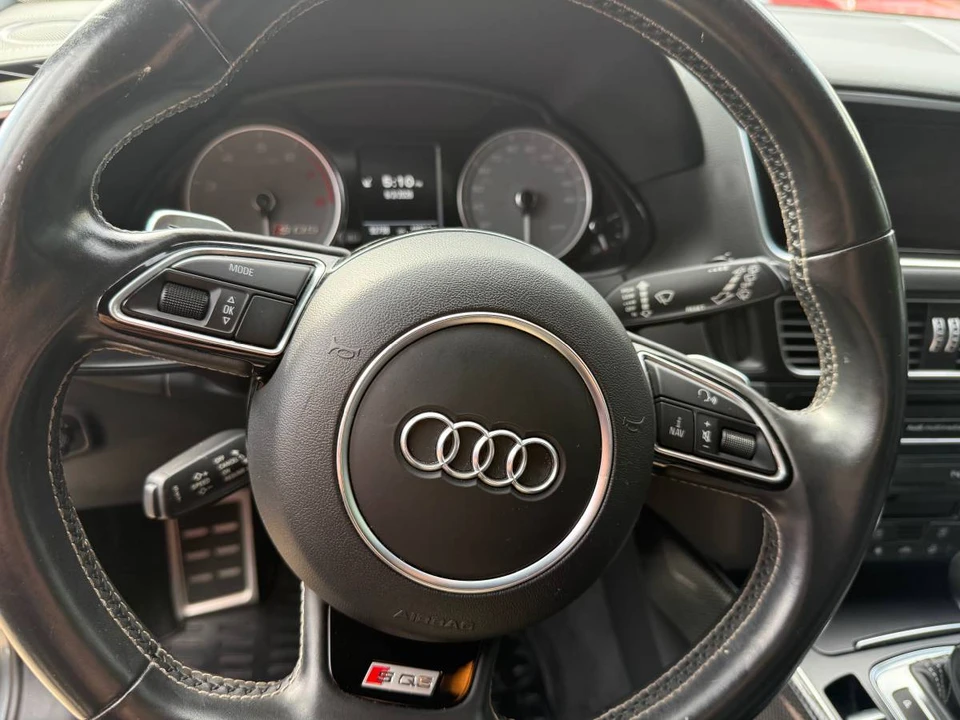2016 Audi 8R SQ5 - Image 12 of 14
