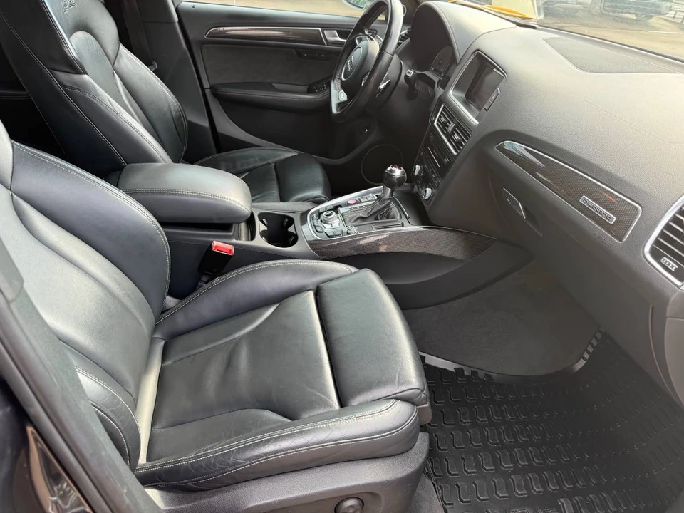 2016 Audi 8R SQ5 - Image 9 of 14