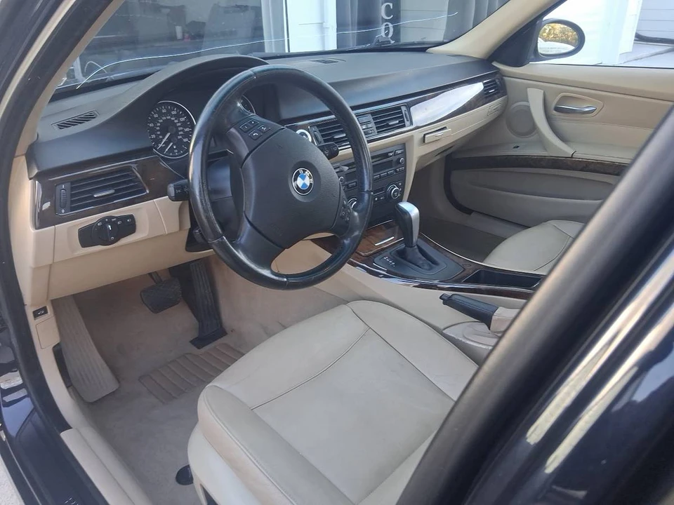 2007 BMW E90 3 Series Sedan - Image 3 of 3