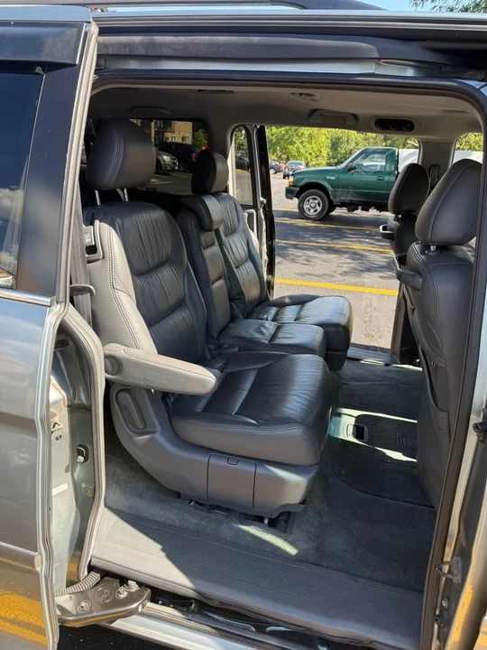 Honda Odyssey - Image 6 of 8