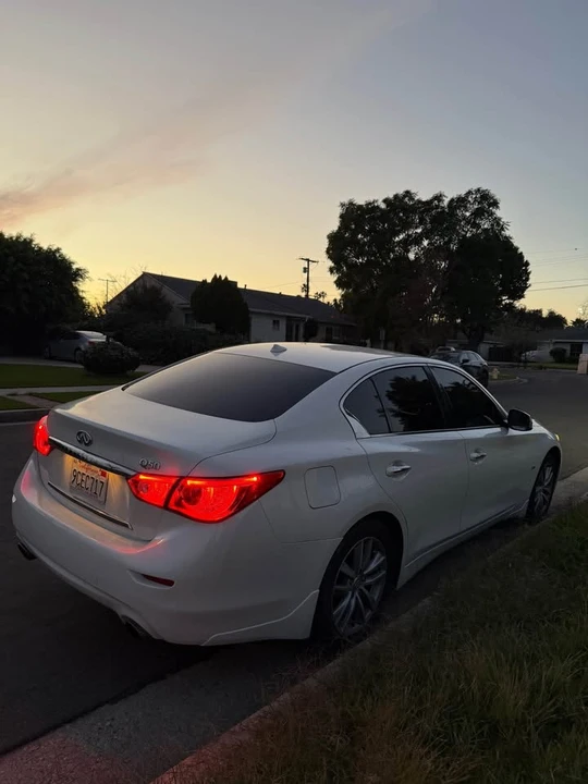 2016 Infiniti Q50 - Image 2 of 7