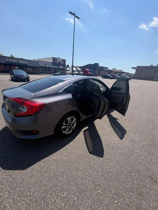 2016 Honda Civic 10th Gen - Image 3 of 6