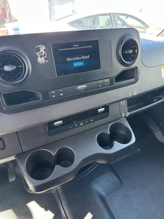 2023 Mercedes-Benz VS30 Sprinter - Image 12 of 15