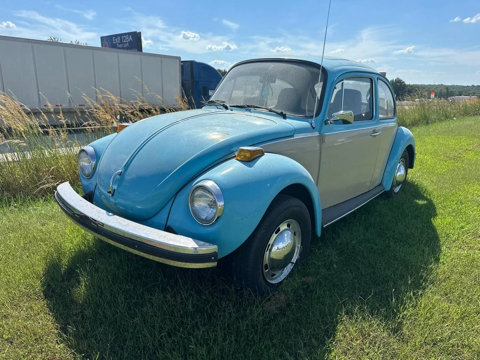 1975 Volkswagen Super Beetle - Image 2 of 5