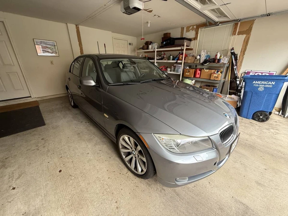 2011 BMW E90 3 Series Sedan - Image 6 of 12