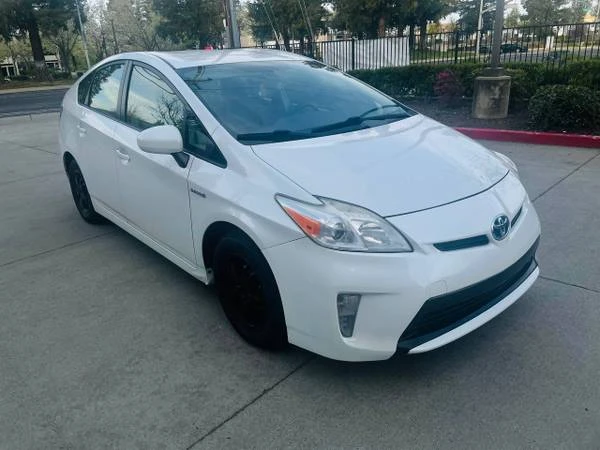 Toyota Prius - Image 8 of 8