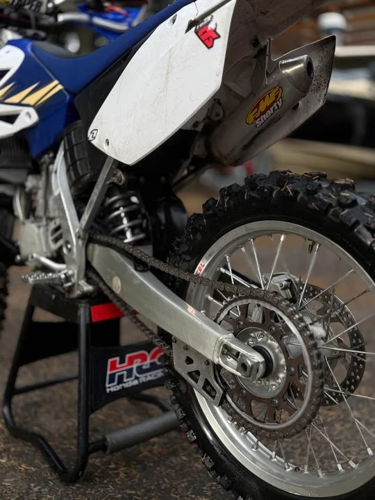2005 Yamaha YZ - Image 9 of 10