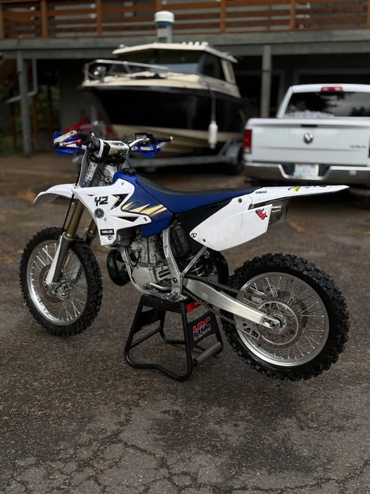 2005 Yamaha YZ - Image 2 of 10