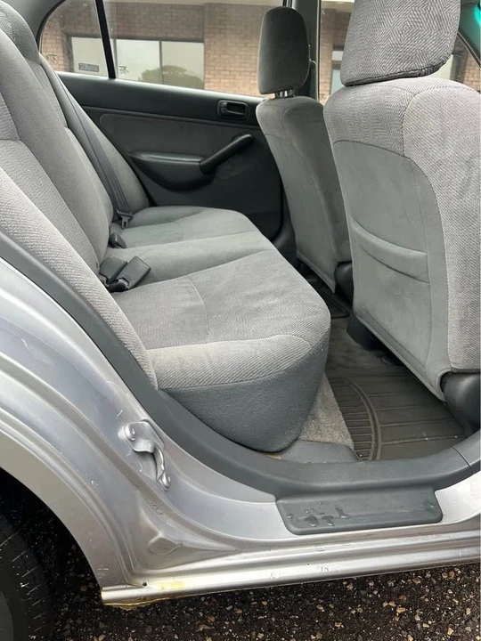 2001 Honda Civic 7th Gen - Image 8 of 9