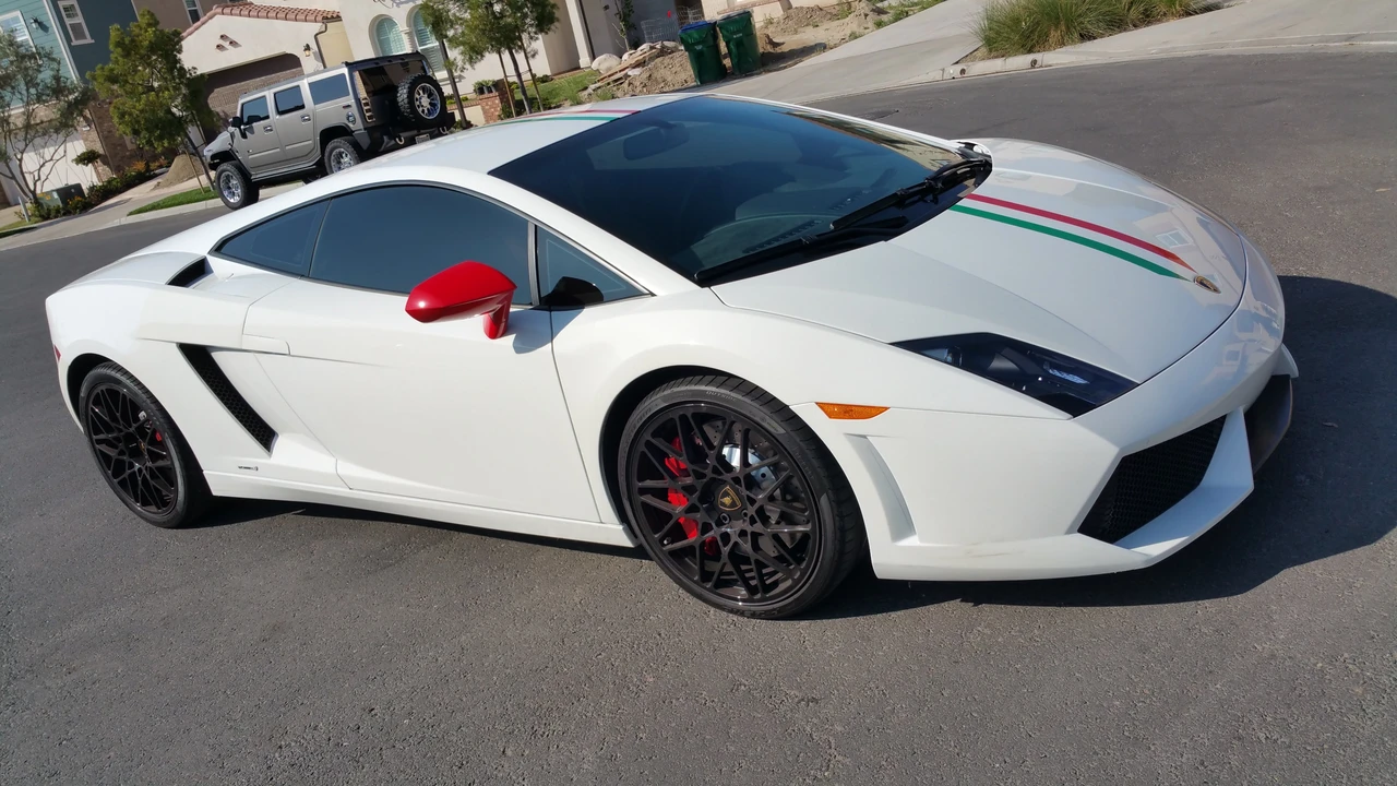 2013 Lamborghini Gallardo LP560-4 - Image 2 of 9
