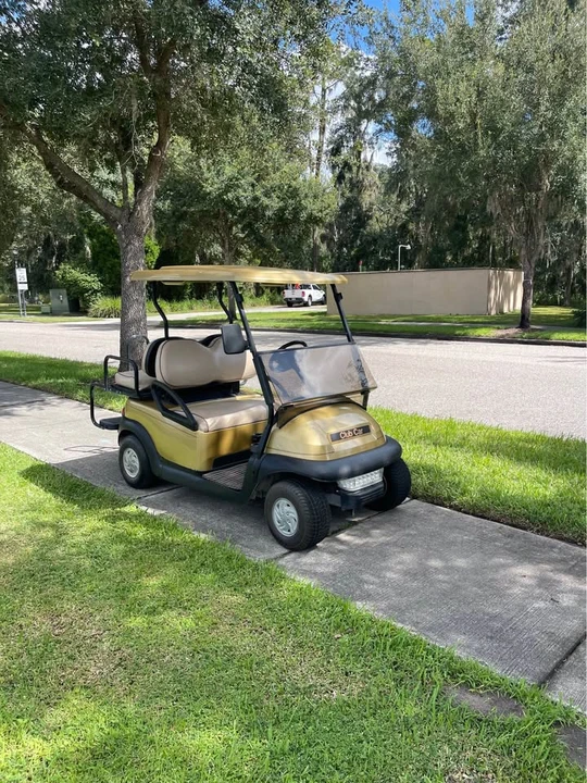 Parts & Memorabilia Golf Carts - Image 6 of 6