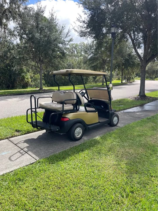 Parts & Memorabilia Golf Carts - Image 4 of 6