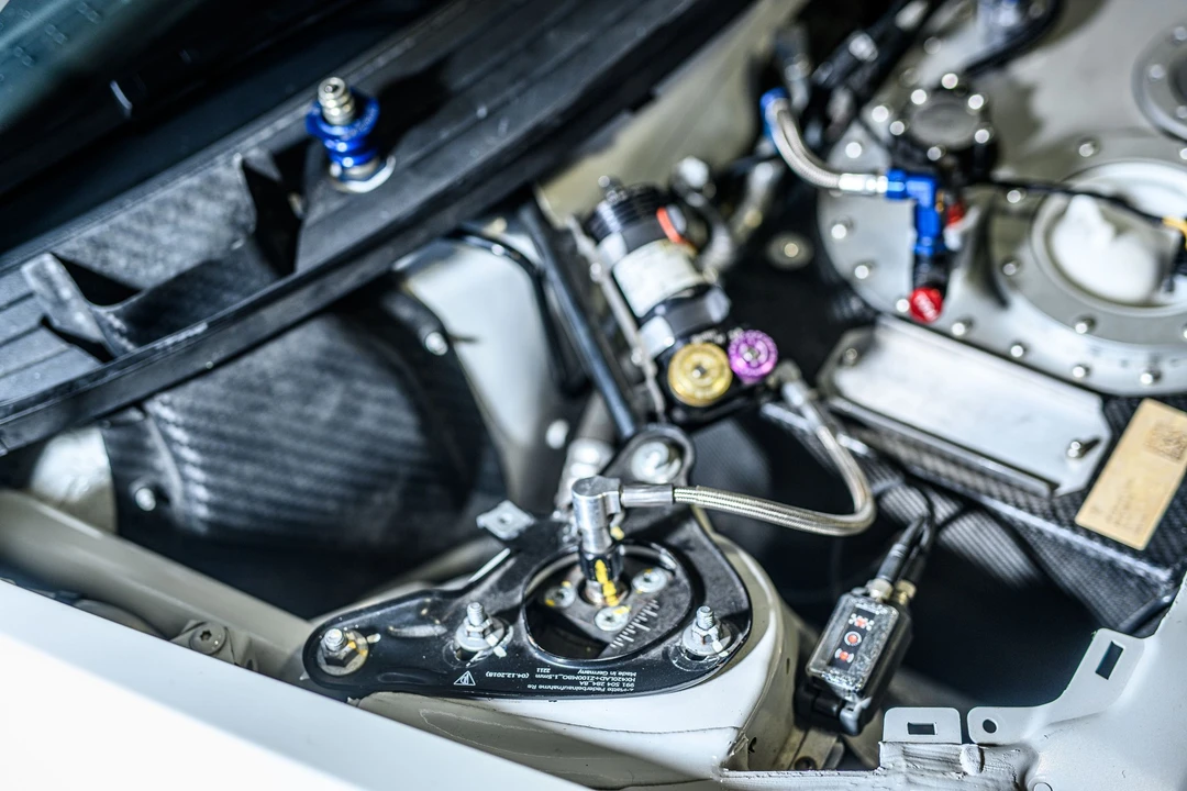 2019 Porsche 718 Cayman GT4 Clubsport - Image 10 of 11