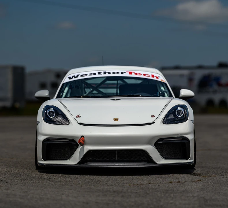 2019 Porsche 718 Cayman GT4 Clubsport - Image 2 of 11