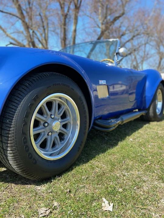Shelby Cobra Replica - Image 25 of 31