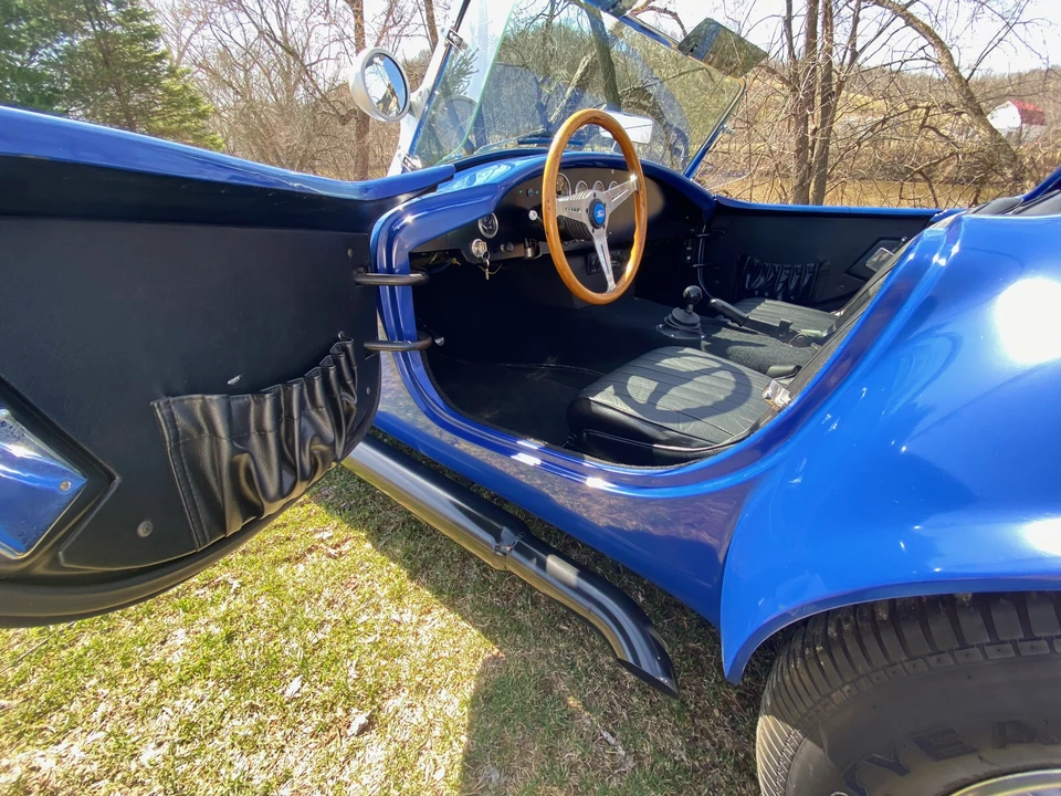 Shelby Cobra Replica - Image 30 of 31