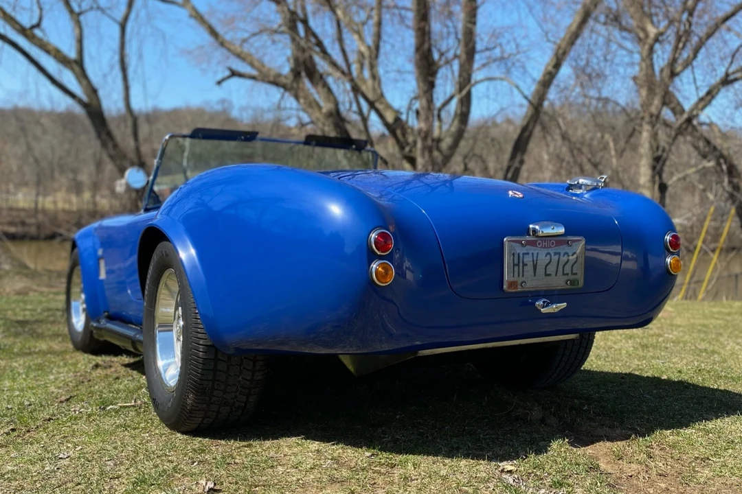 Shelby Cobra Replica - Image 4 of 31