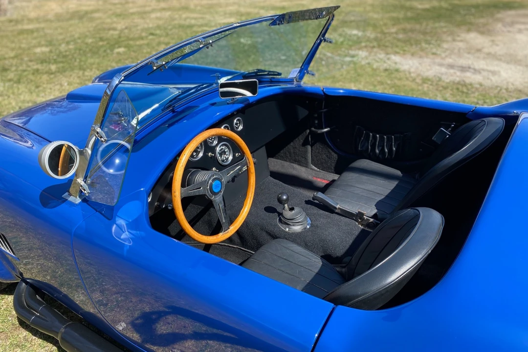 Shelby Cobra Replica - Image 28 of 31
