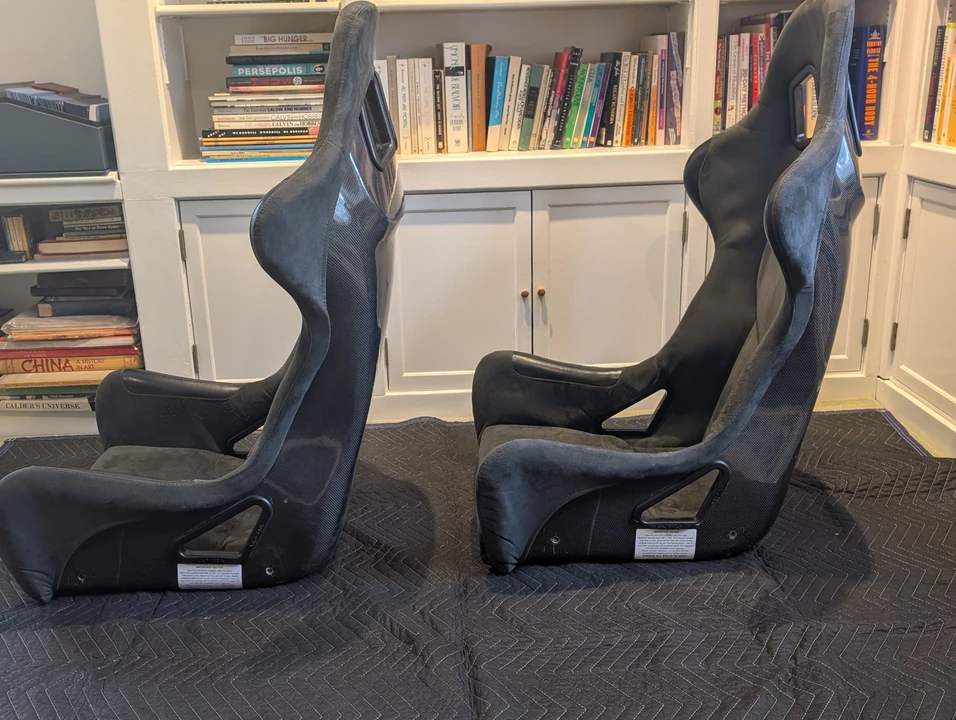 Parts & Memorabilia Seats & Interior - Image 5 of 6