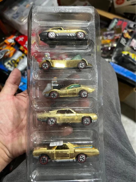 Parts & Memorabilia Scale Models - Image 3 of 6