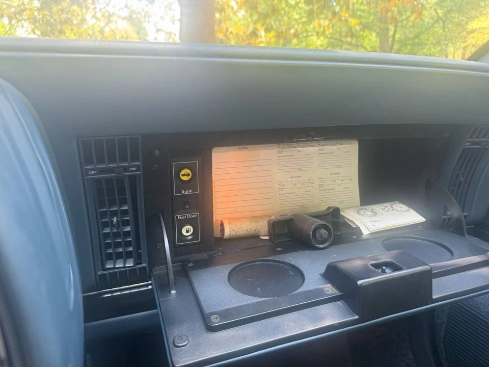 1992 Buick Riviera 4th-7th Gen - Image 10 of 24