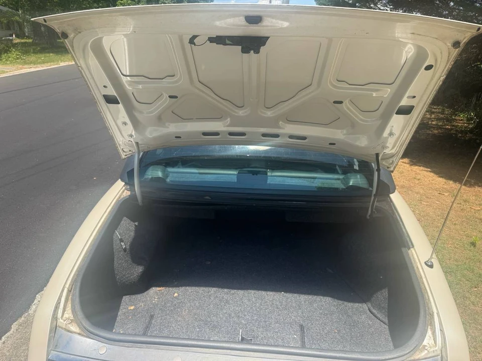 1992 Buick Riviera 4th-7th Gen - Image 17 of 24