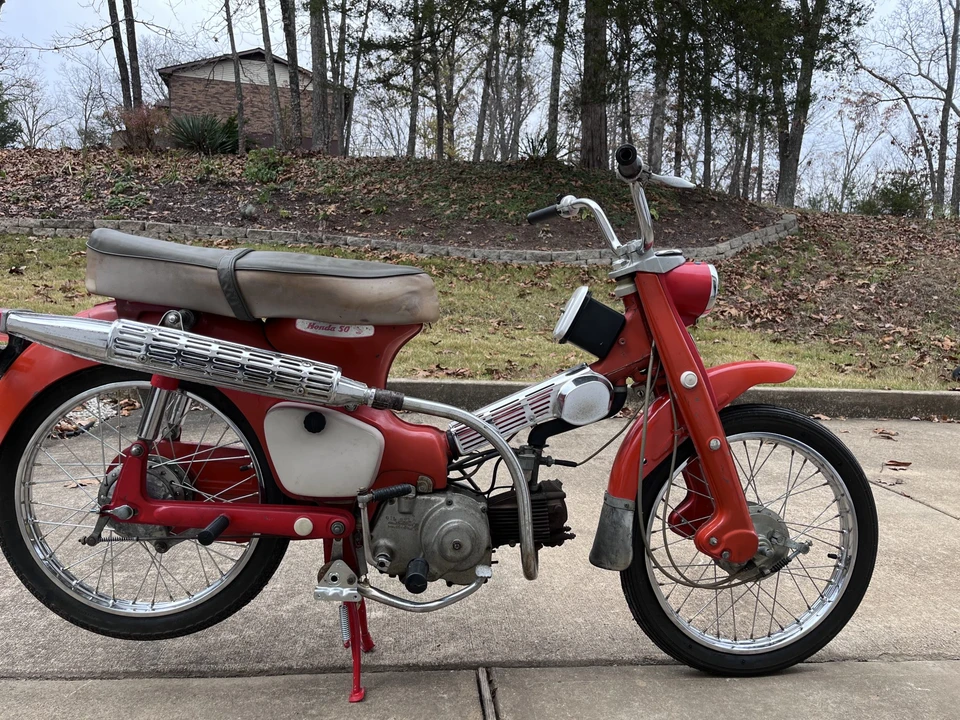 Honda Super Cub - Image 9 of 31
