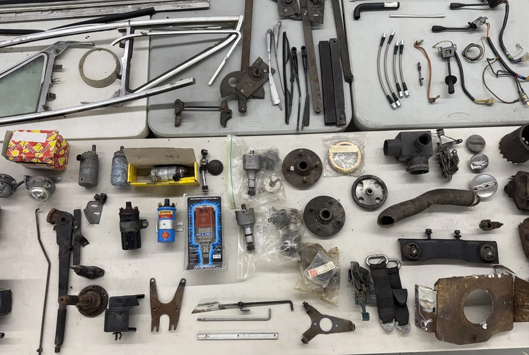 Parts & Memorabilia Mechanical Components - Image 7 of 31