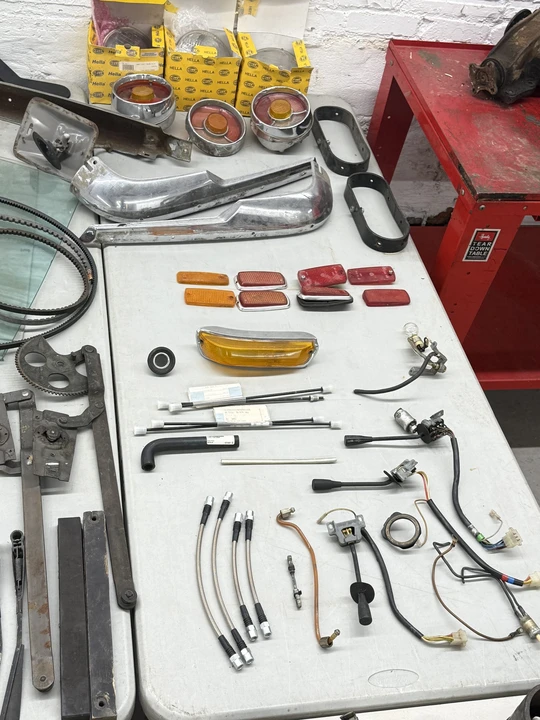 Parts & Memorabilia Mechanical Components - Image 15 of 31