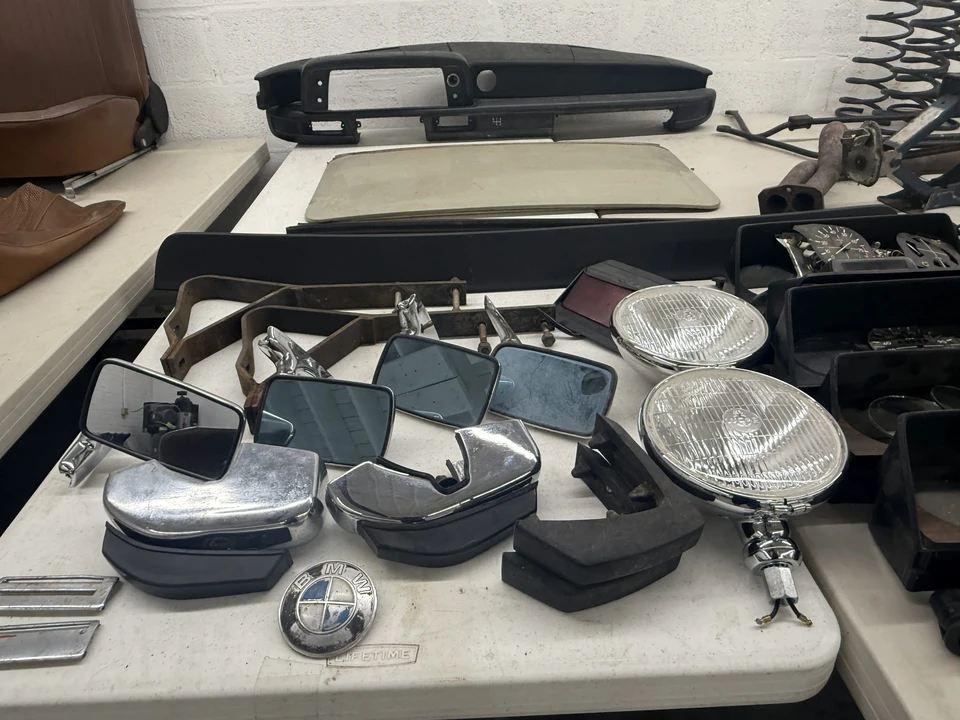 Parts & Memorabilia Mechanical Components - Image 26 of 31