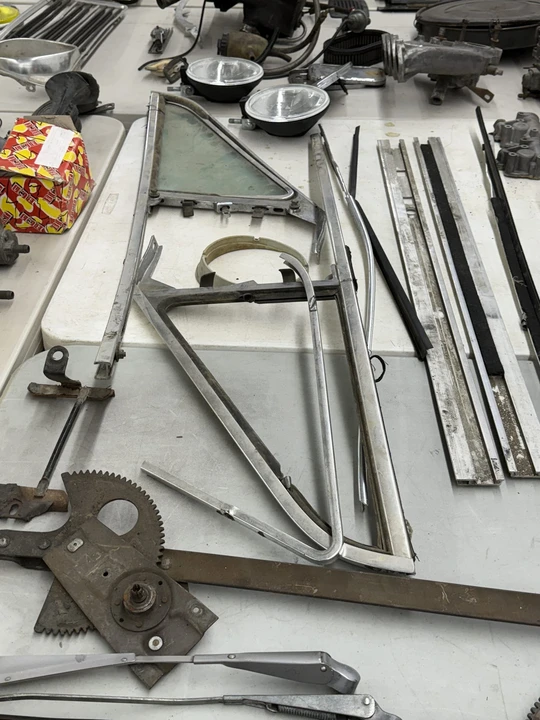 Parts & Memorabilia Mechanical Components - Image 31 of 31