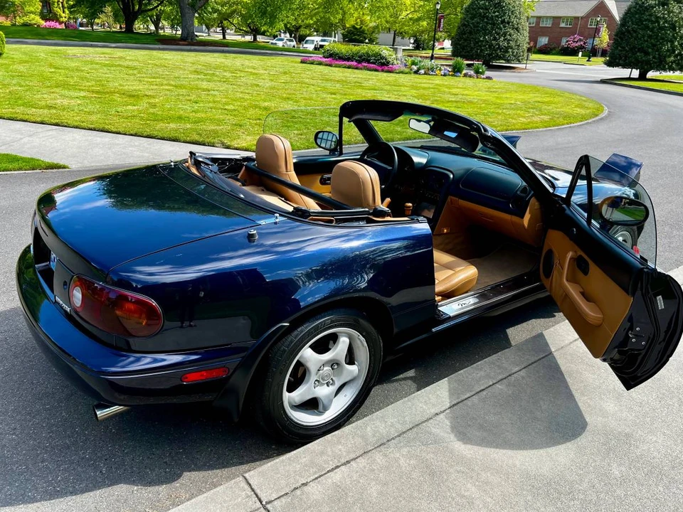 1996 Mazda NA MX-5 Miata - Image 9 of 21