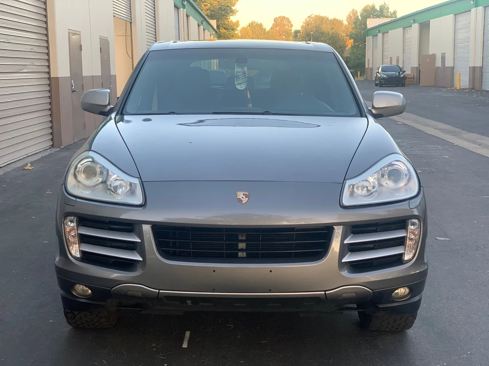2010 Porsche 955/957 Cayenne S - Image 5 of 10