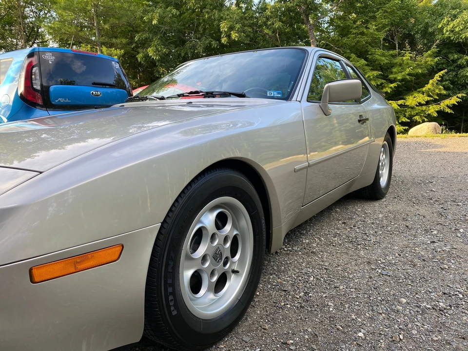 1986 Porsche 944 - Image 22 of 30