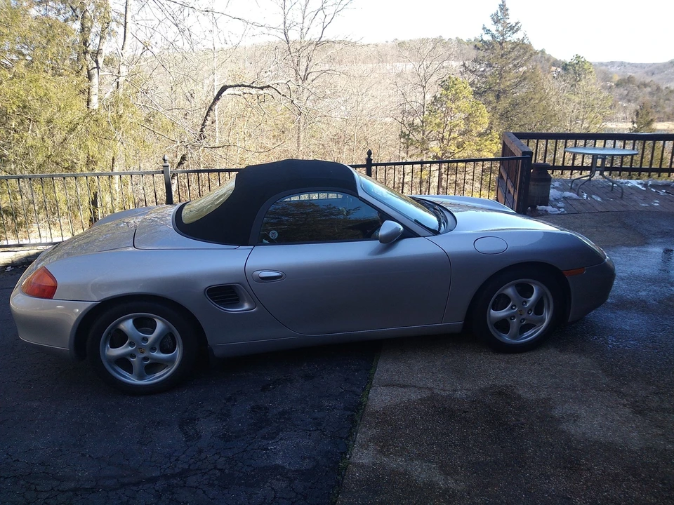 1998 Porsche 986 Boxster - Image 12 of 31
