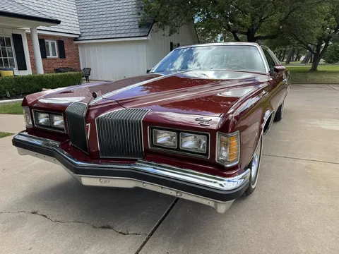 1976 Pontiac Grand Prix LJ Coupe