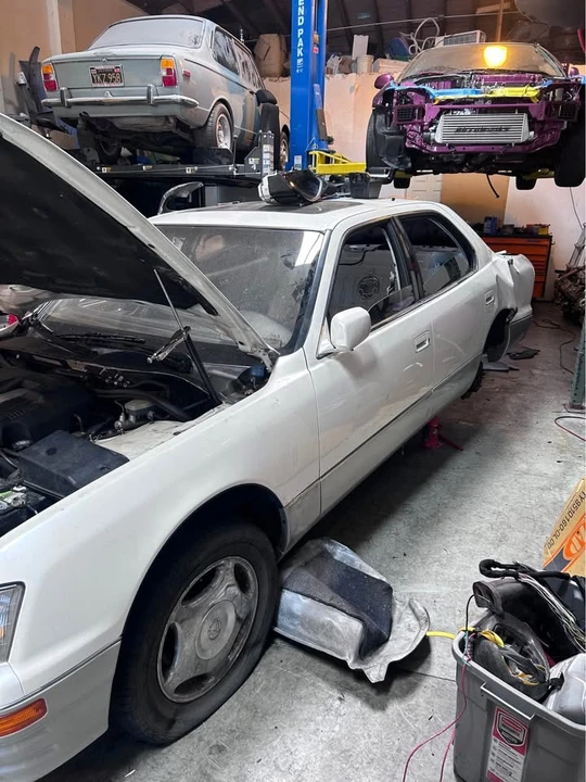 1995 Parts & Memorabilia Engines - Image 3 of 10